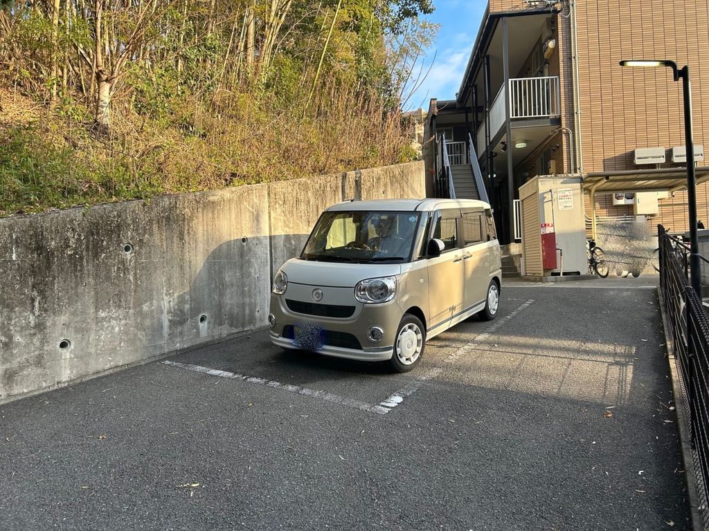 駐車場　駐車場