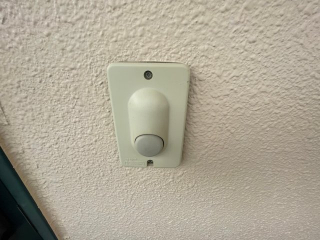 セキュリティ　同型タイプのお部屋（４０１号室）の写真となっております。