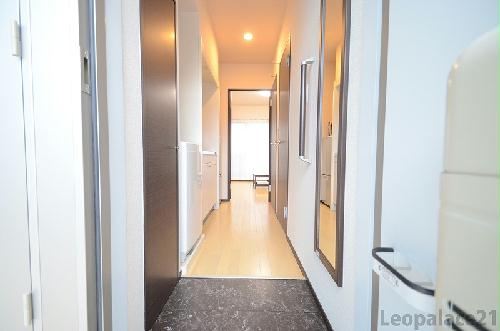 玄関　同シリーズの類似となります。現況を優先致します。