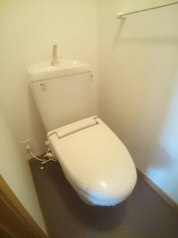 トイレ　ゆったりとした空間のトイレです