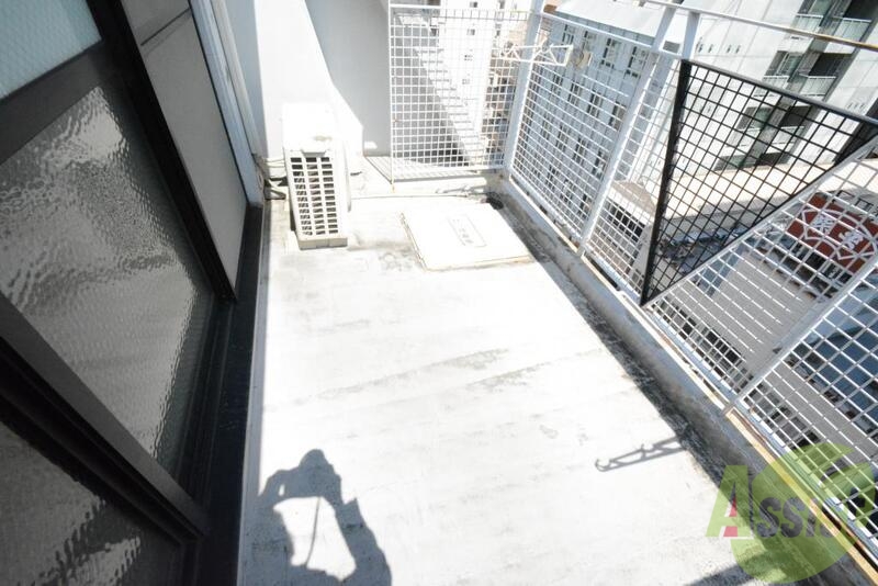 バルコニー　広いバルコニーです