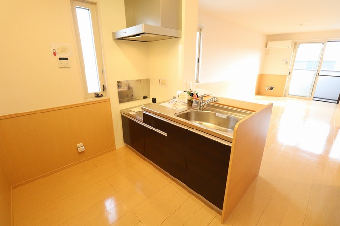 キッチン　カウンターキッチン（IH対応コンセント付き）