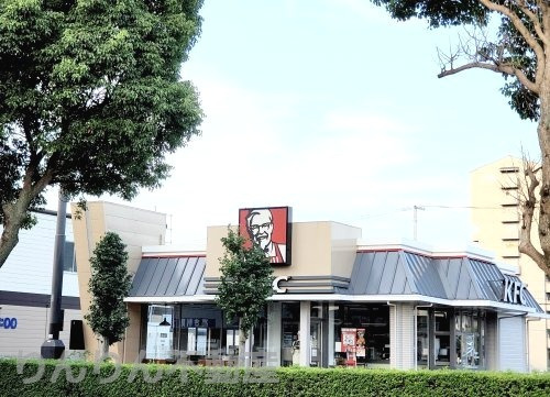 飲食店　ケンタッキー（飲食店）まで893m