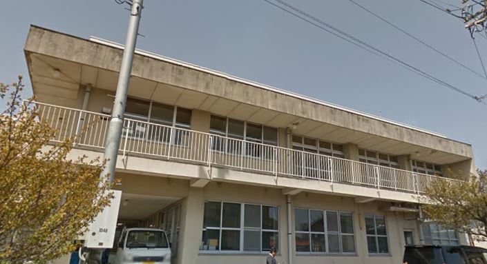 役所　飯塚市役所 鯰田出張所（役所）まで2694m