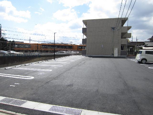 駐車場　駐車場