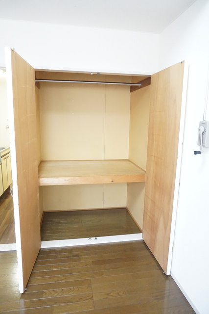 収納　洋室の収納です☆