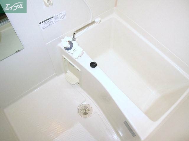 バス・シャワールーム　バスルーム