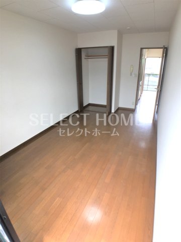 居室・リビング　ゆったりとした居間です