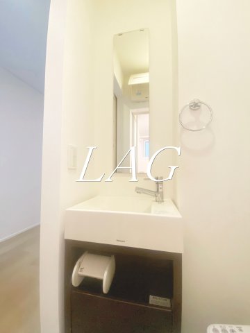 洗面設備　独立洗面台です。