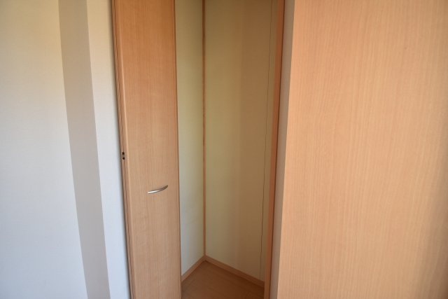 収納　パール・メゾンII