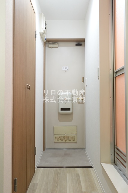 玄関　すっきりシンプルな玄関スペースです！