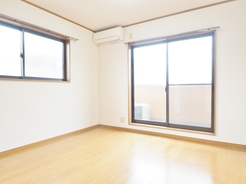 居室・リビング　※別室写真となります