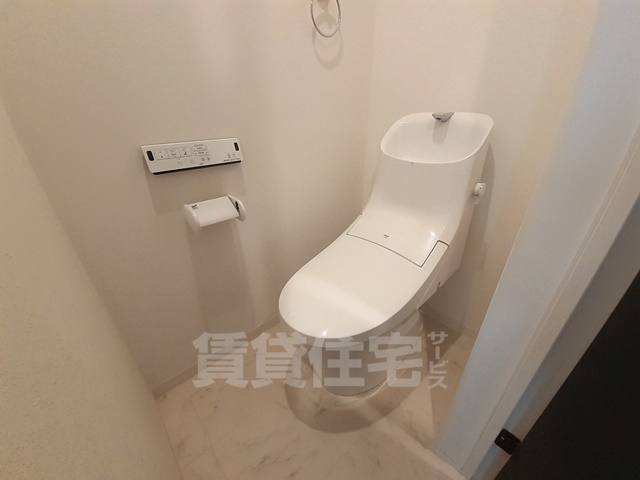 トイレ　102号室写真