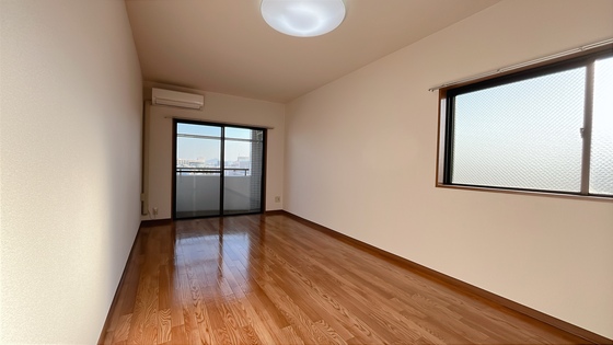 居室・リビング　他号室のお写真です