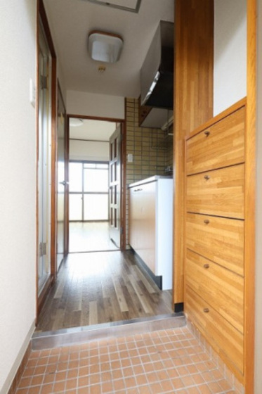 玄関　※別部屋の写真です