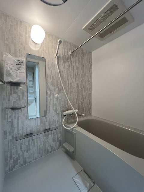 バス・シャワールーム　同物件別号室の写真です。