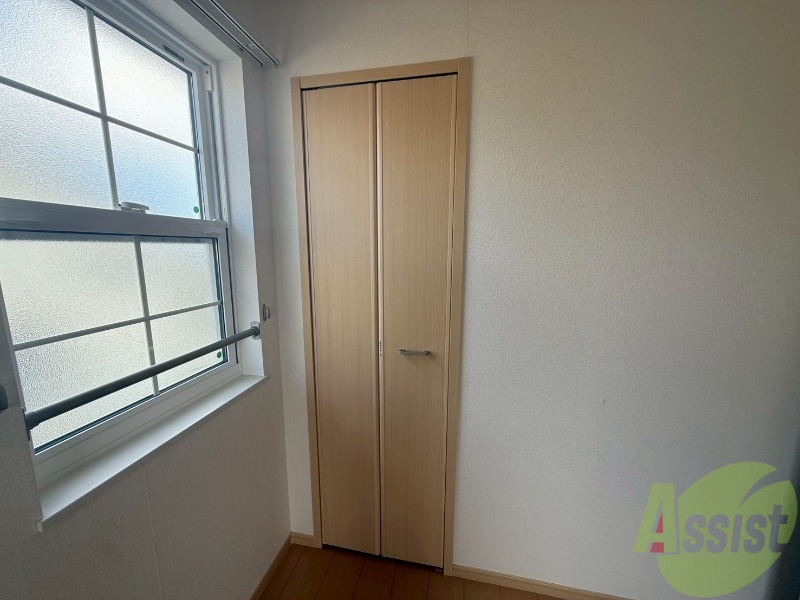 収納　収納箇所はクローゼットです。荷物はコチラにどうぞ。