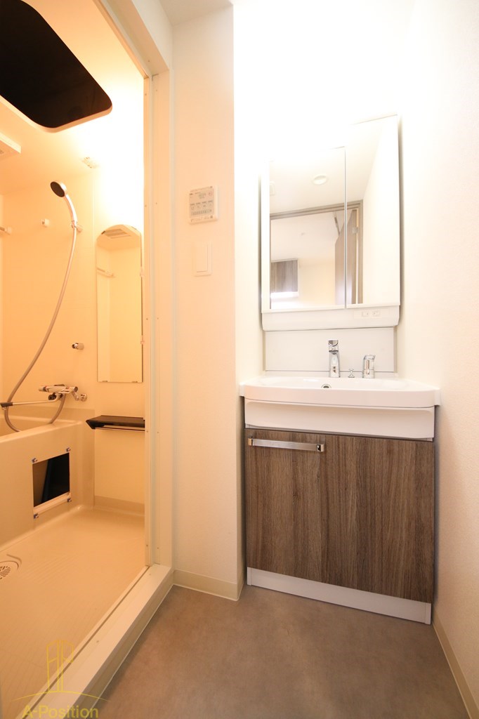 洗面設備　プレサンスOSAKA東中本エシデル