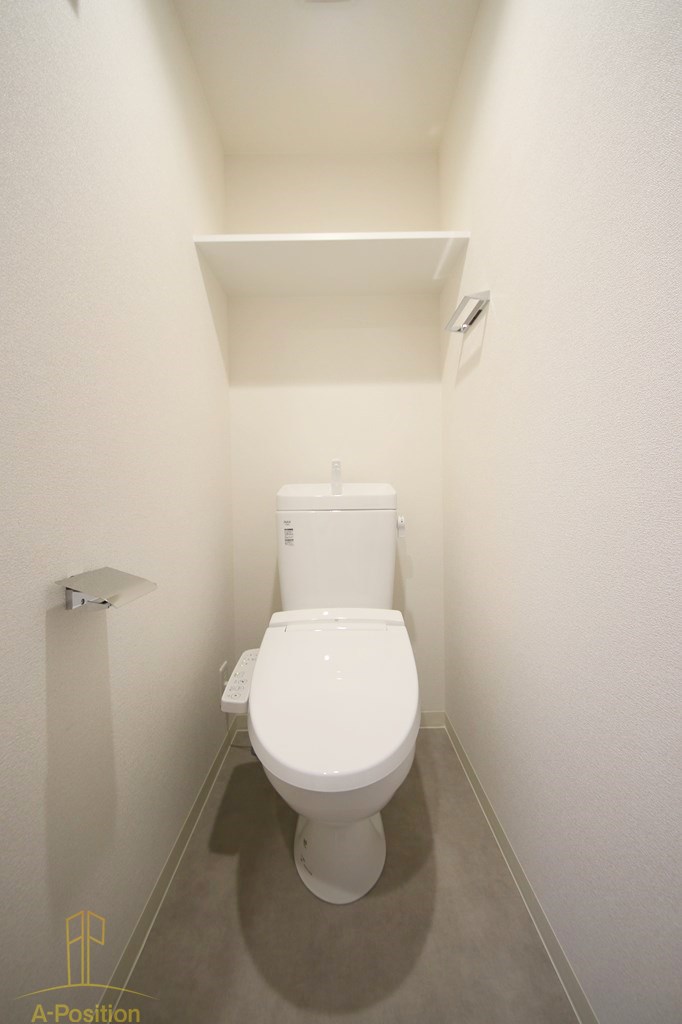 トイレ　プレサンスOSAKA東中本エシデル