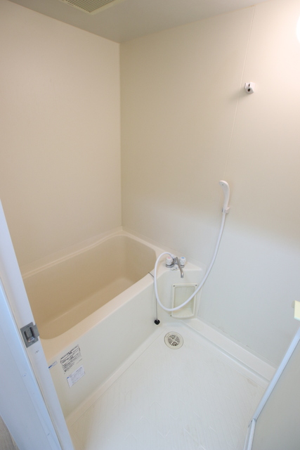 バス・シャワールーム　一日の疲れを癒すバスルーム♪