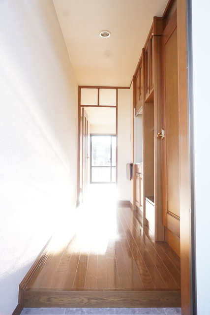 玄関　玄関からみたお部屋の雰囲気です☆