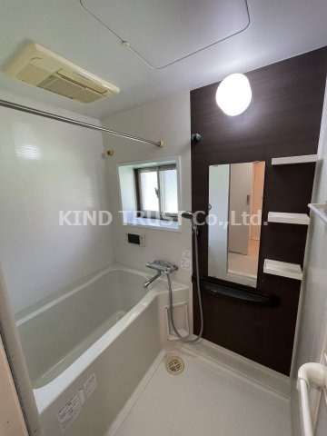 バス・シャワールーム　きれいなお風呂です