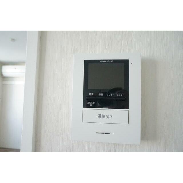 その他　モニター付インターホンあります