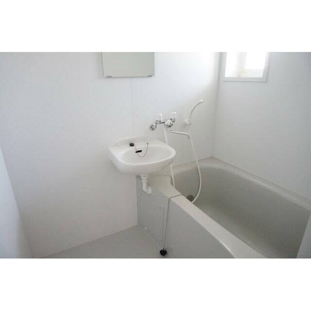 バス・シャワールーム　追い焚き機能付です