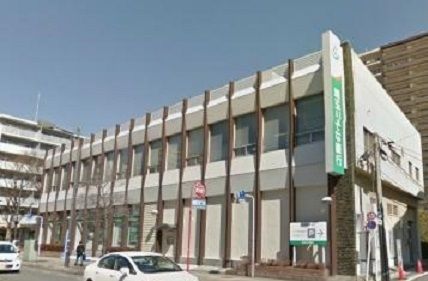 銀行　埼玉りそな銀行新所沢支店（銀行）まで500m