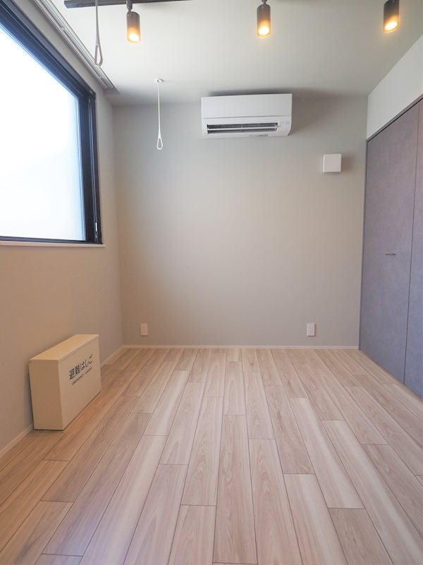 その他部屋・スペース　エアコン付き