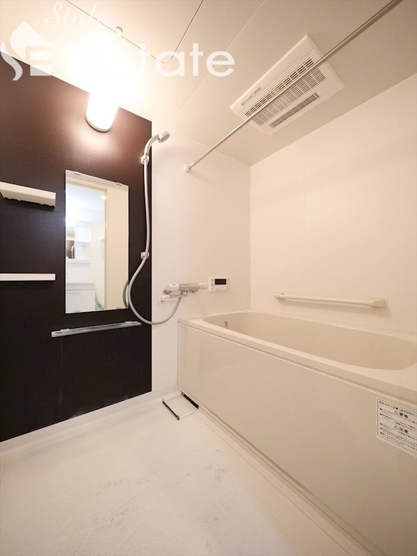 バス・シャワールーム　浴室乾燥機付バスルーム