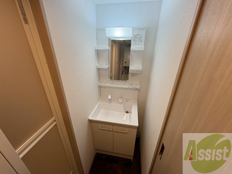 洗面設備　シャンプードレッサーで身支度もラクラクです！