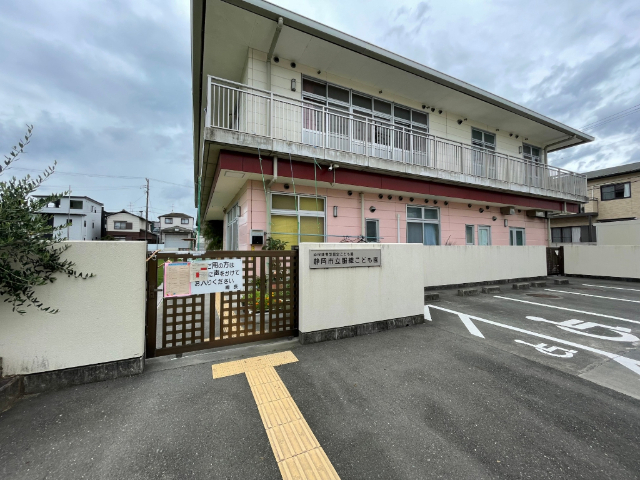 幼稚園・保育園　静岡市立服織こども園（幼稚園・保育園）まで444m