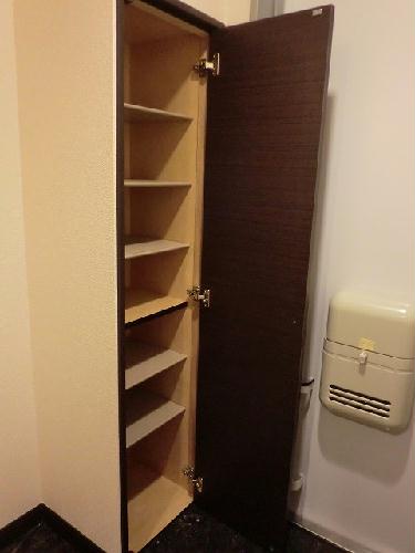 玄関　シューズボックス