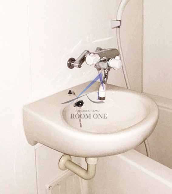 洗面設備　洗面台です。