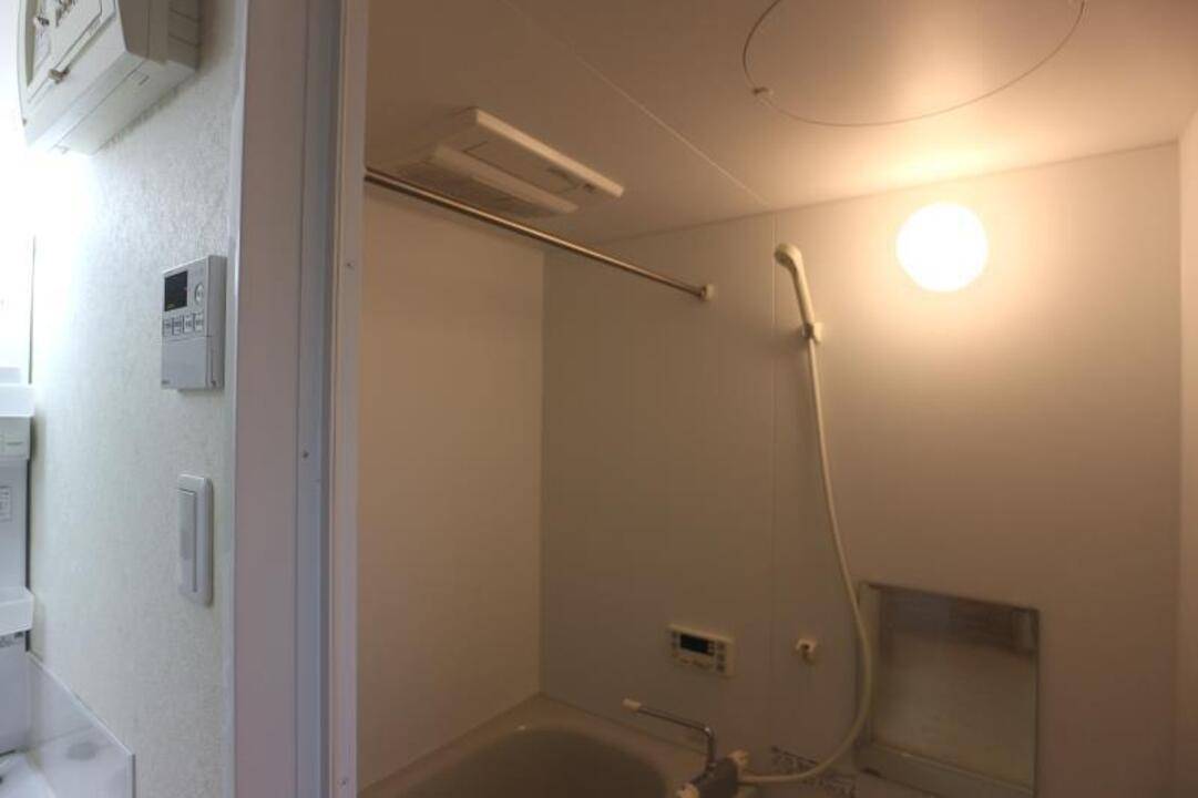 バス・シャワールーム　浴室