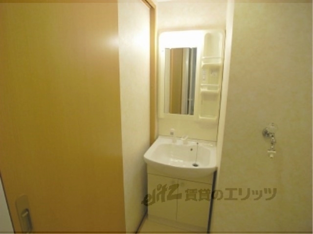 洗面設備　洗髪洗面化粧台