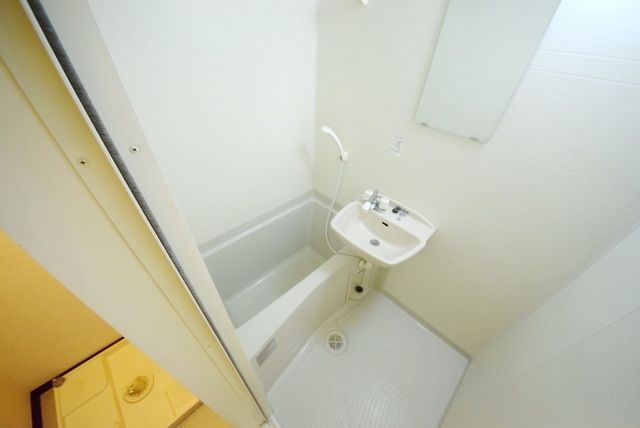 バス・シャワールーム　バスルーム