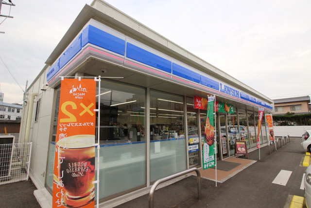 コンビニ　ローソン　賀来店（コンビニ）まで500m
