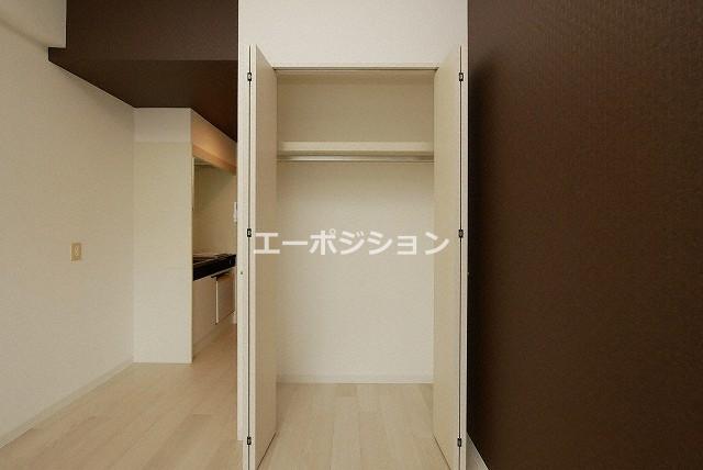 収納　エルミタージュ難波南V