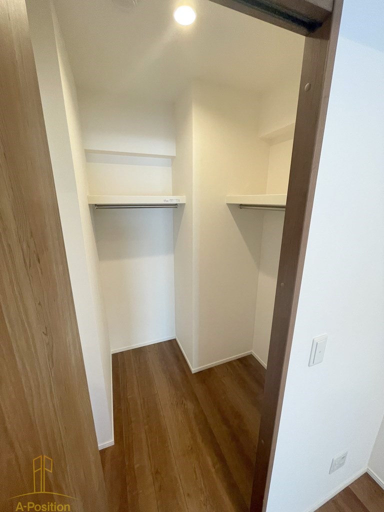 収納　ロイジェント玉川