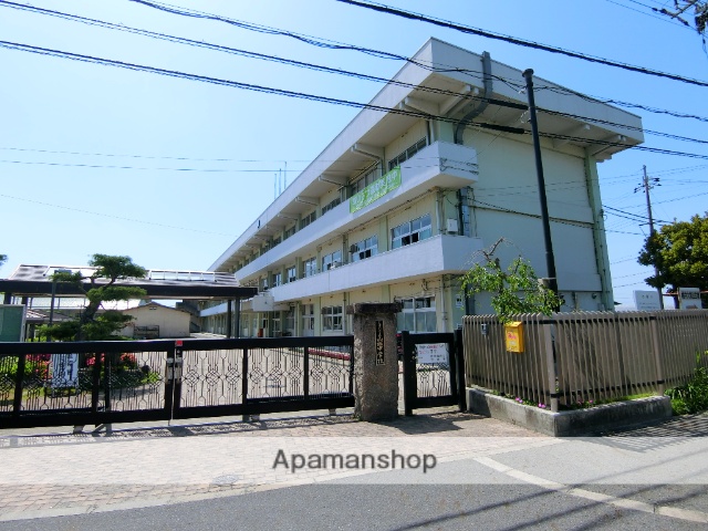 中学校　山城中学校（中学校）まで2068m