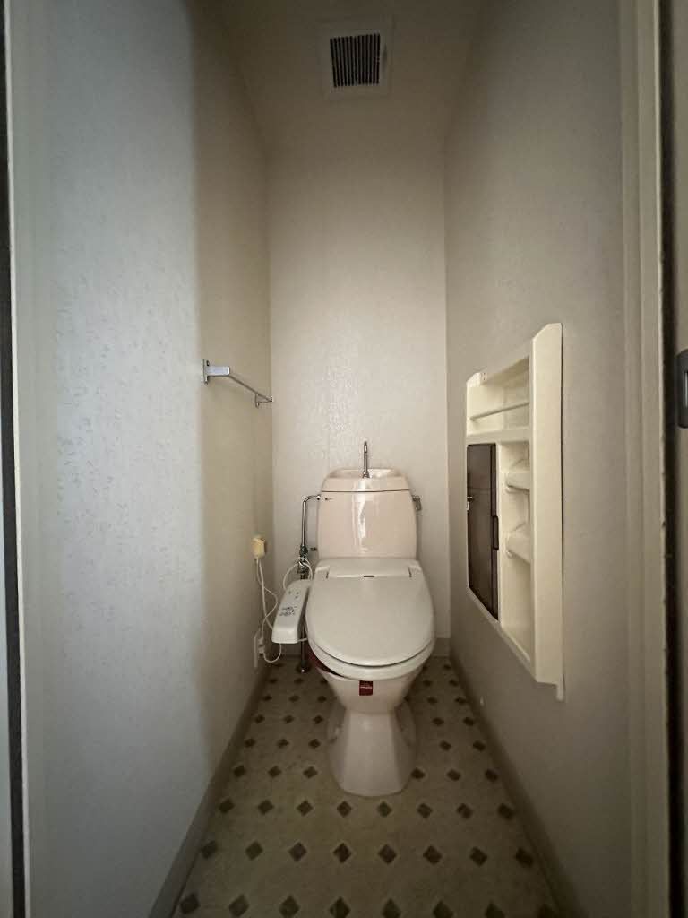 トイレ　トイレ