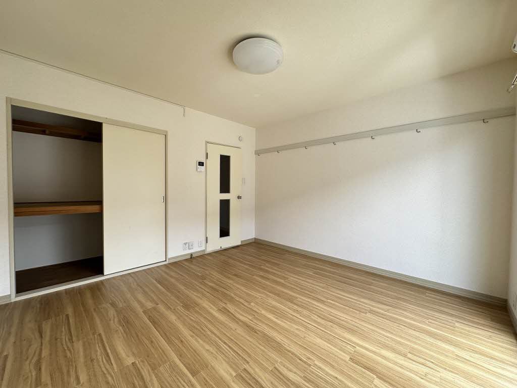 居室・リビング　洋室