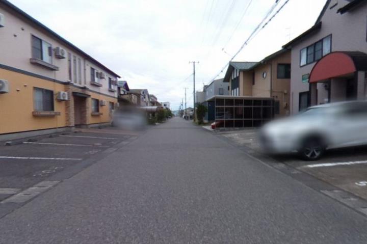 その他　前面道路（その他）まで0m