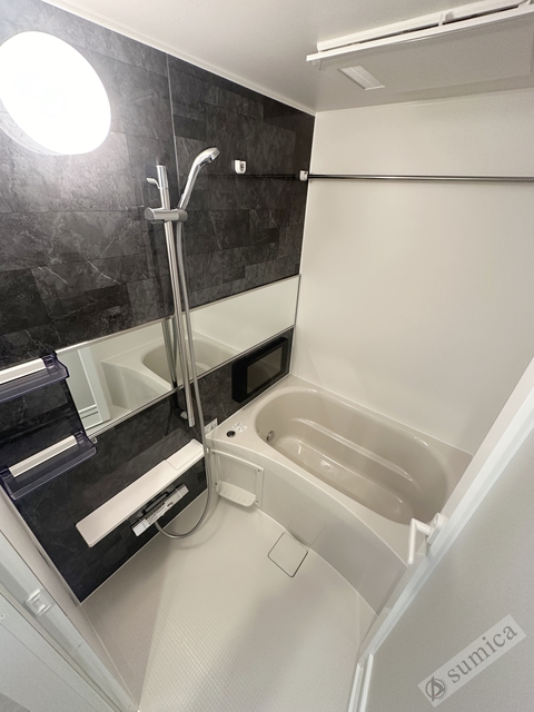 バス・シャワールーム　浴室テレビ付きのバスルームでお寛ぎください♪