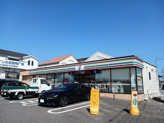 コンビニ　セブンイレブン常滑大和町６丁目（コンビニ）まで590m
