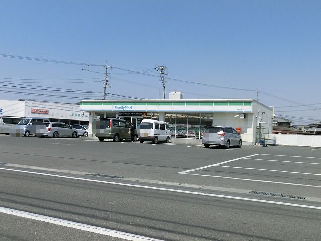 コンビニ　ファミリ マ ト　三野町店（コンビニ）まで775m