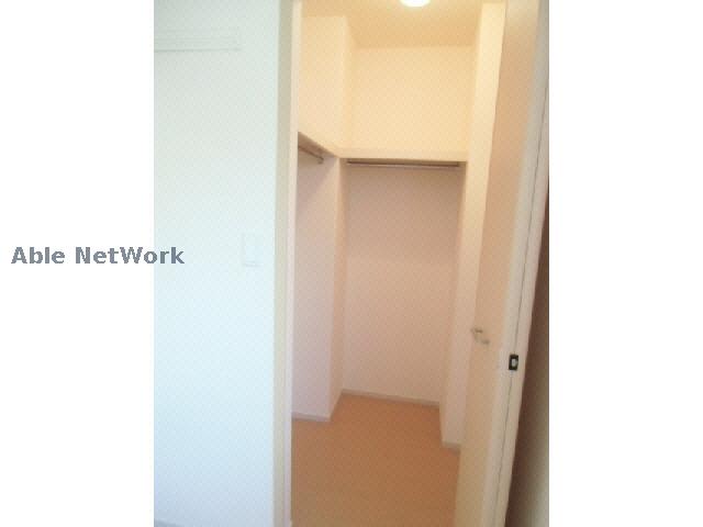 収納　同型モデル