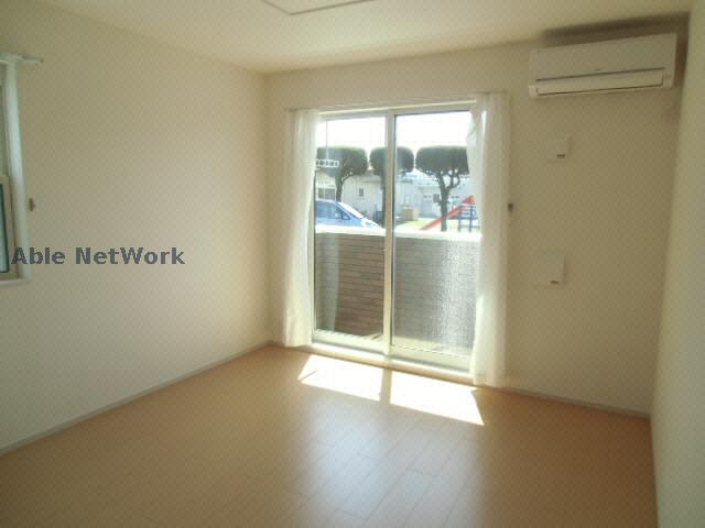 居室・リビング　同型モデル